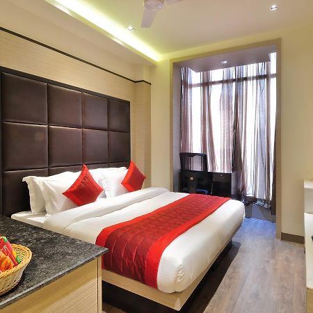 Hotel Royal Grand - Opposite Axis Bank East Patel Nagar New Delhi Eksteriør bilde