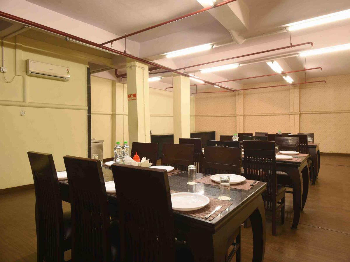 Hotel Royal Grand - Opposite Axis Bank East Patel Nagar New Delhi Eksteriør bilde