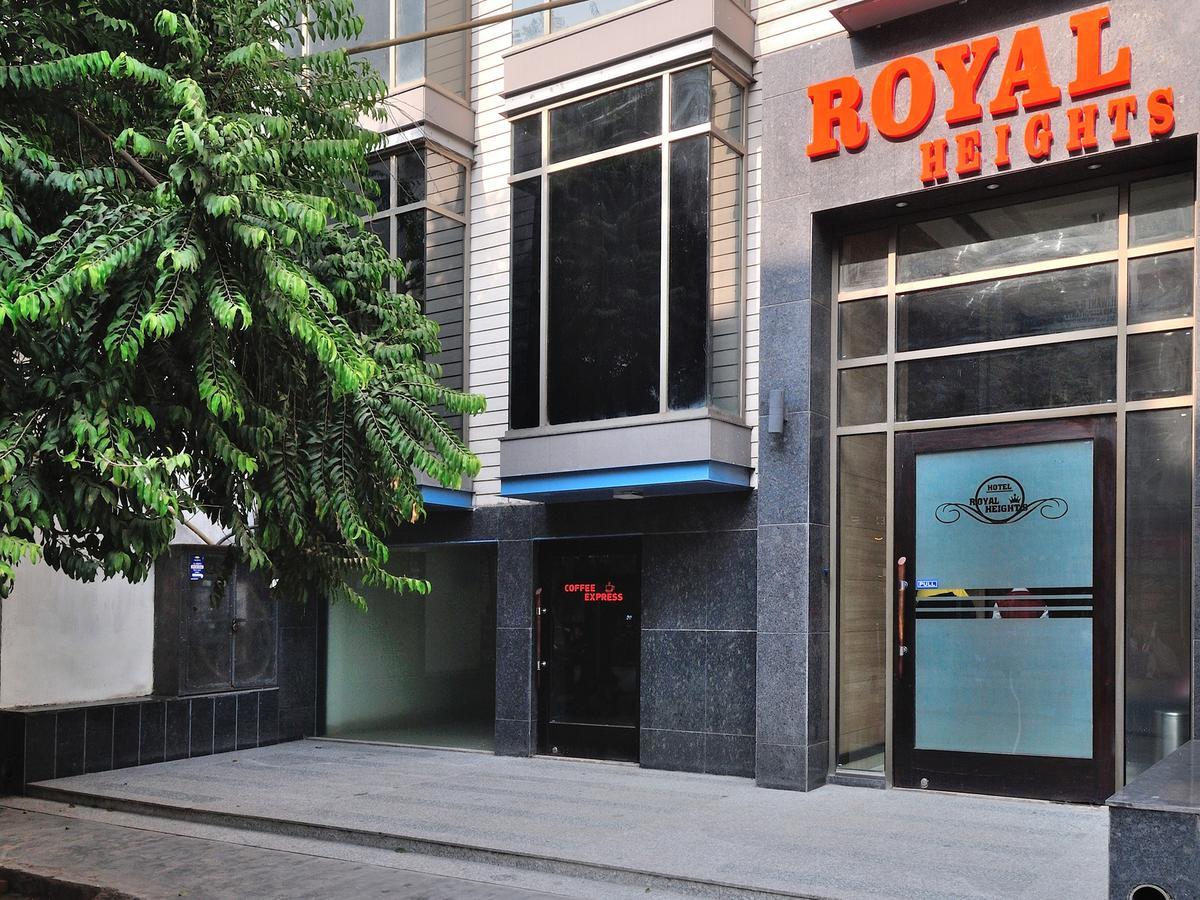 Hotel Royal Grand - Opposite Axis Bank East Patel Nagar New Delhi Eksteriør bilde
