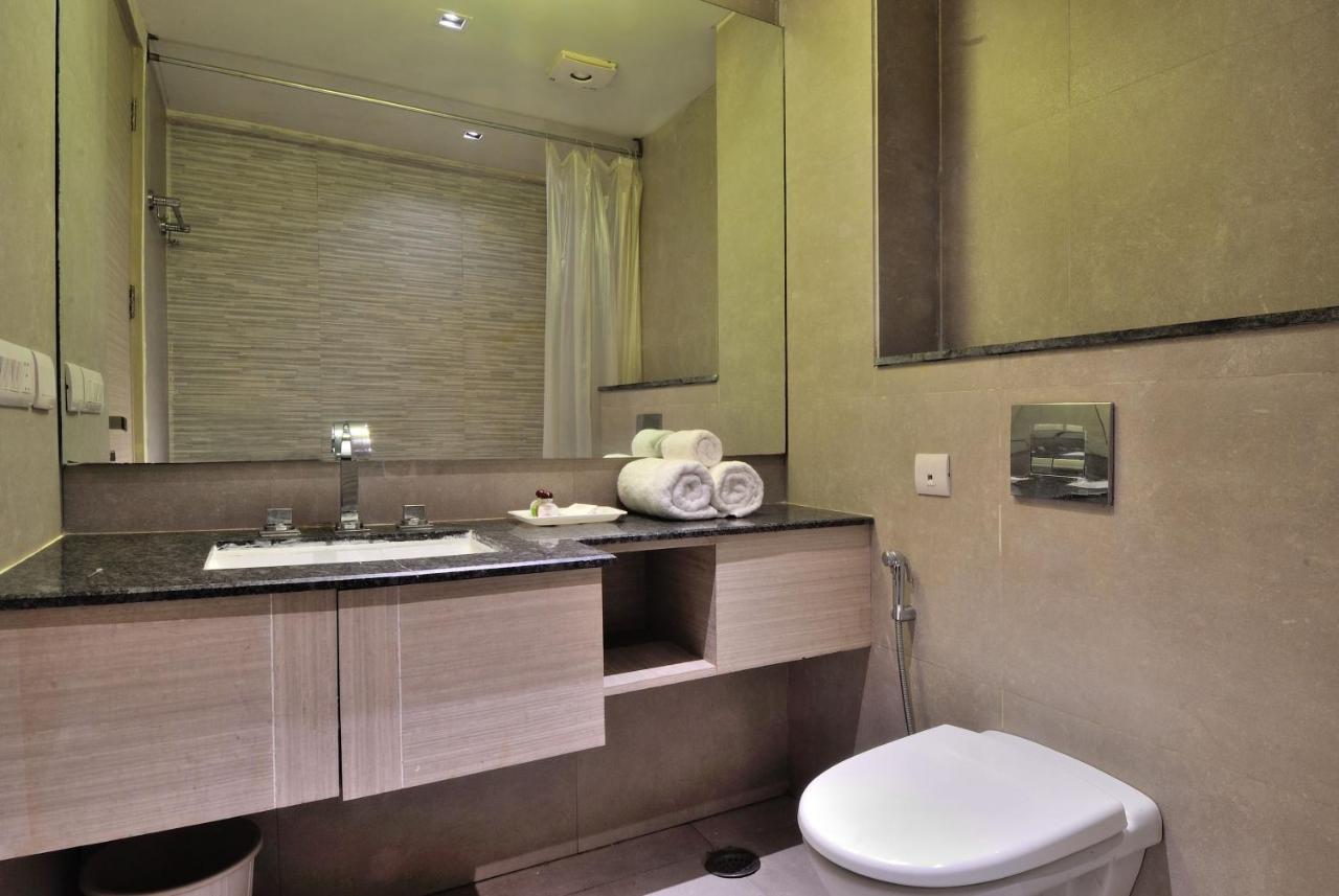 Hotel Royal Grand - Opposite Axis Bank East Patel Nagar New Delhi Eksteriør bilde